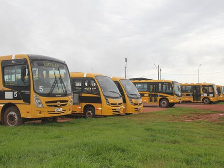 Em Espigão do Oeste 52 Ônibus escolares são vistoriados para início letivo no município