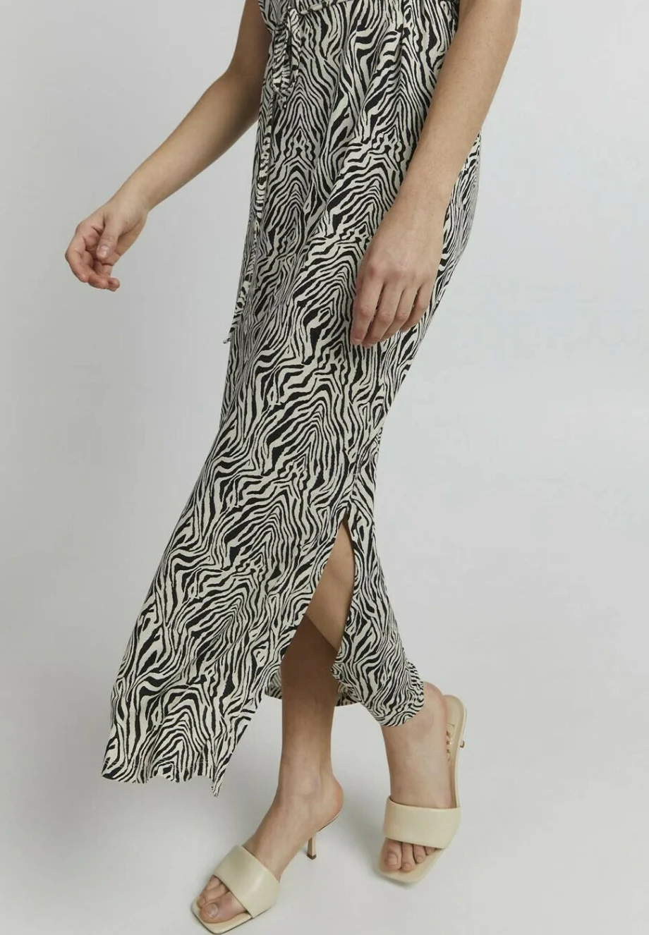 Miniature : Robe LISA