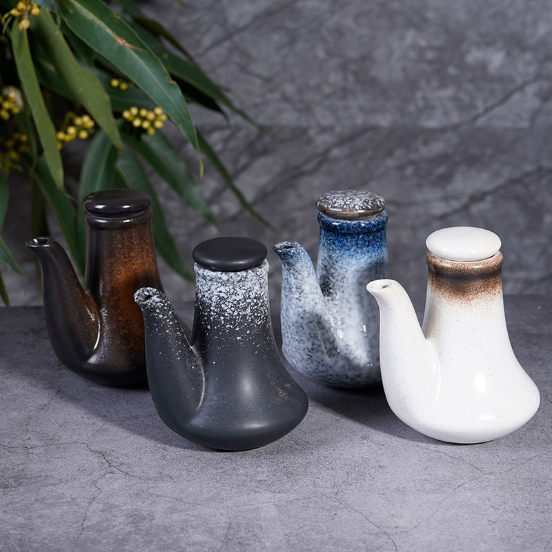 Creative Japanese Ceramic Seasoning Bottle – Elegant Oil & Vinegar Dispenser