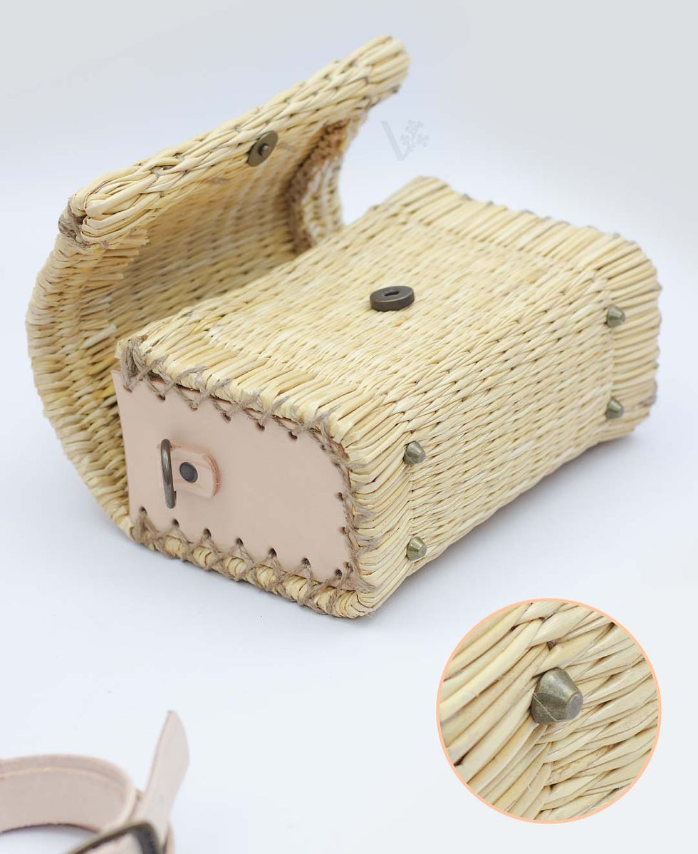 Miniatura: cestas de palha