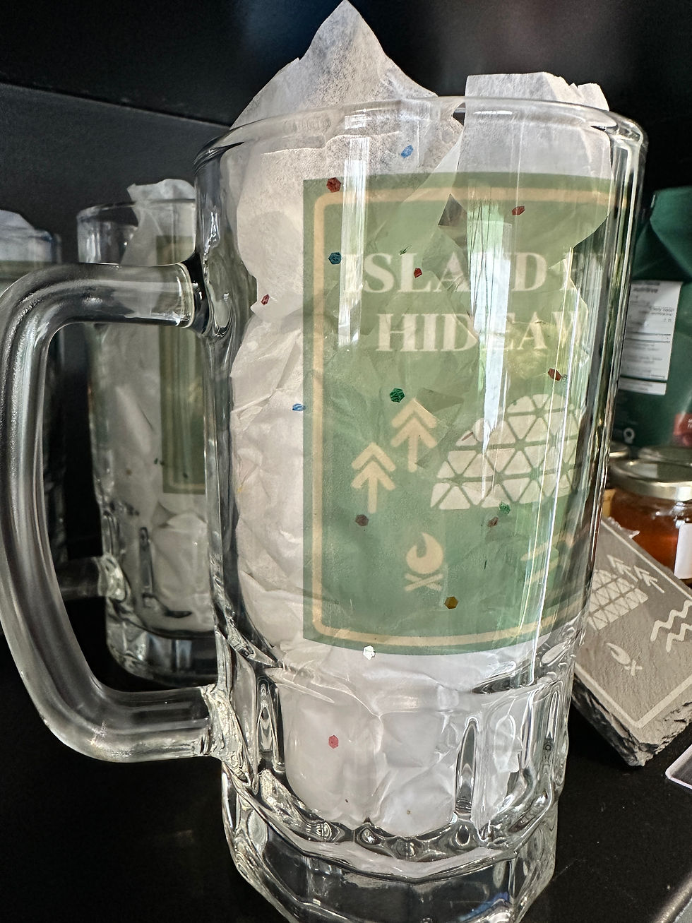 Thumbnail: Merch-Island Beach Hideaways