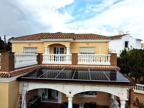 Pérgolas Solares, Instalación de paneles solares, GF Green
