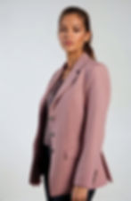 Conjunto Rosa Palo con Blusa Estampada Burdeos