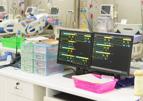 The Impact of Intensive Glucose Control in Critically Ill Patients: Insights from a Comprehensive Meta-Analysis