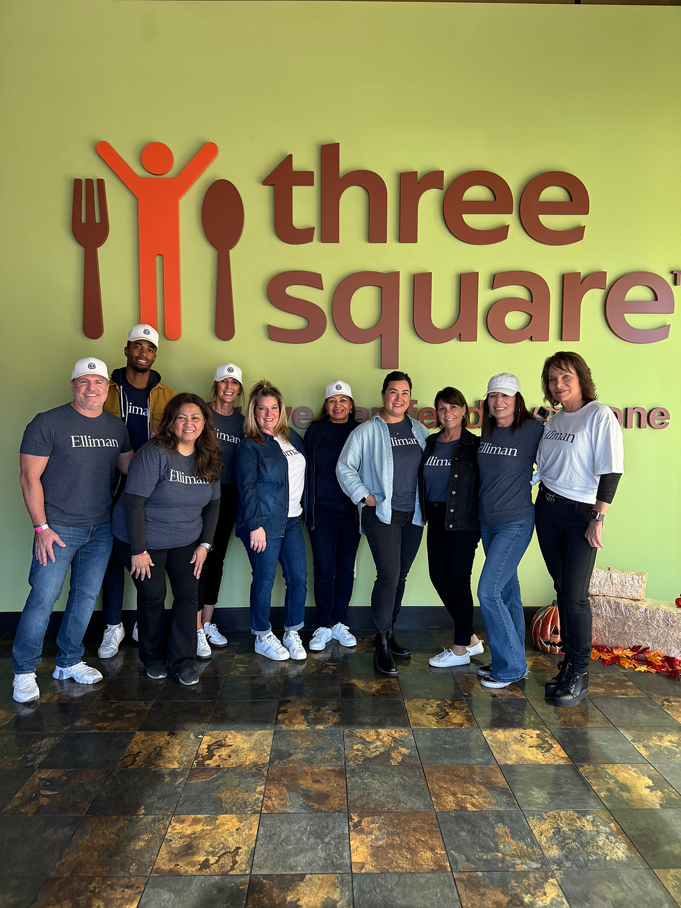 Elliman Cares | Three Square Volunteer