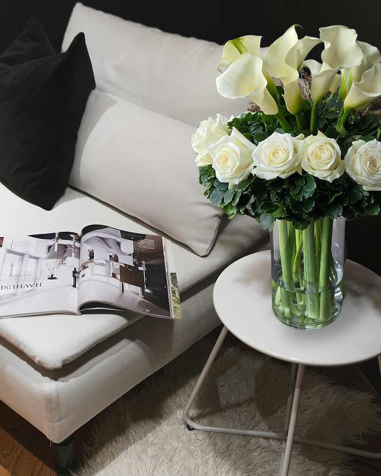 elegant fresh flower arrangement for homes and offices