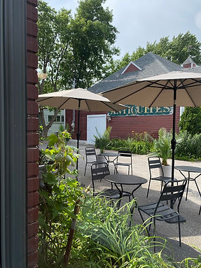 Image de la terrasse du café