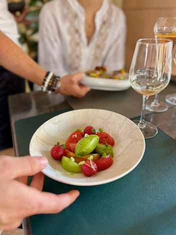 Tomates de couleurs marinées et confites et sorbet basilic