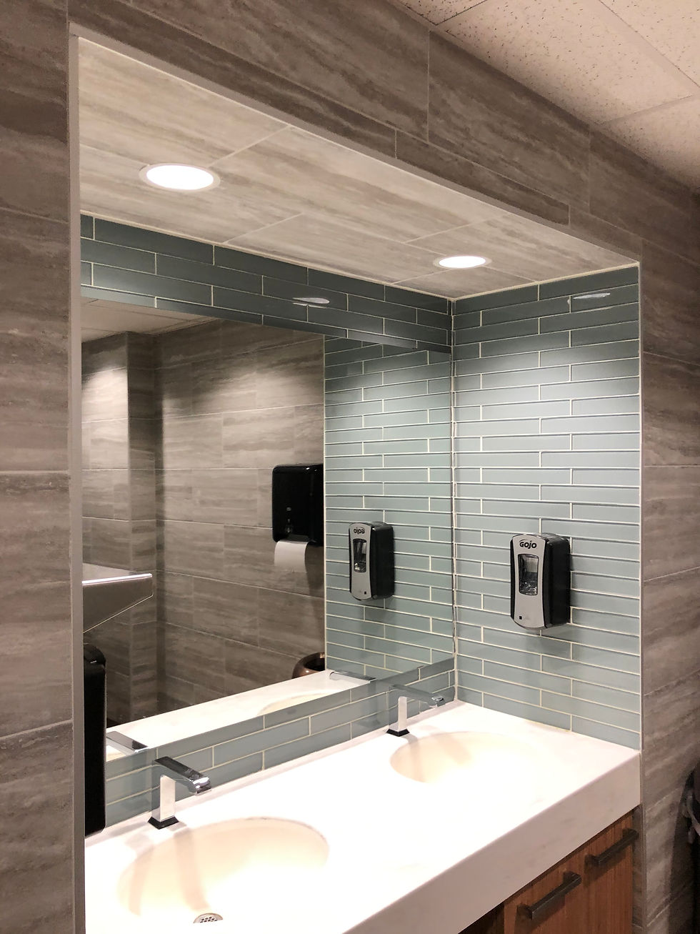 Degroote Washroom