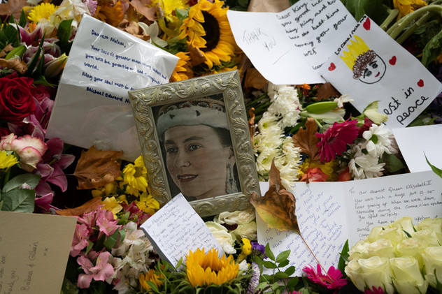 13th September 2022 | Floral memorial at Green Park.