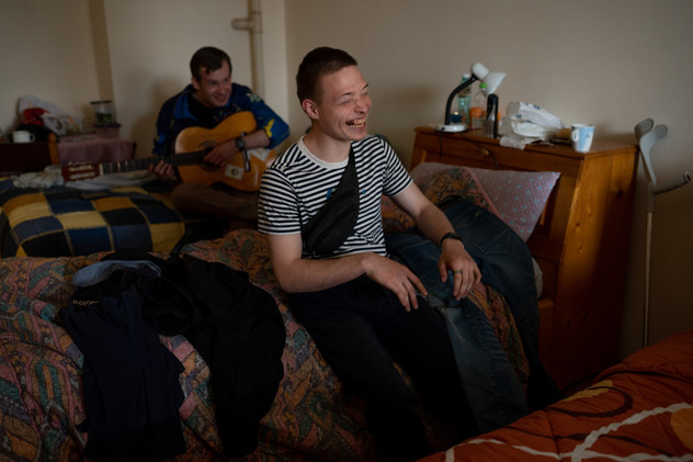 Ihor G, 22 years old, in his temporary room at Congregatia Flicelor Stinten Maria a Divinae Providentia - Don Guanella, in Bucium, Iași. Igor was born with cerebral spastic infantile paralysis and lower spastic diplegia. He managed to take part of the evacuation thanks to a post that the Mykolayiv’s mayor posted on Instagram regarding an evacuation. He contacted the mayor's administration and he was immediately included in the program.