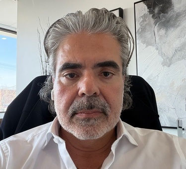 Constantine Radiotis : The Fintech Builder Who Started Before There Was a Playbook