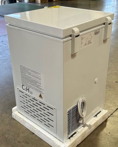 Thumbnail: 171-0392 22" Solid Top Self Contained Ultra Low Temperature Chest Freezer