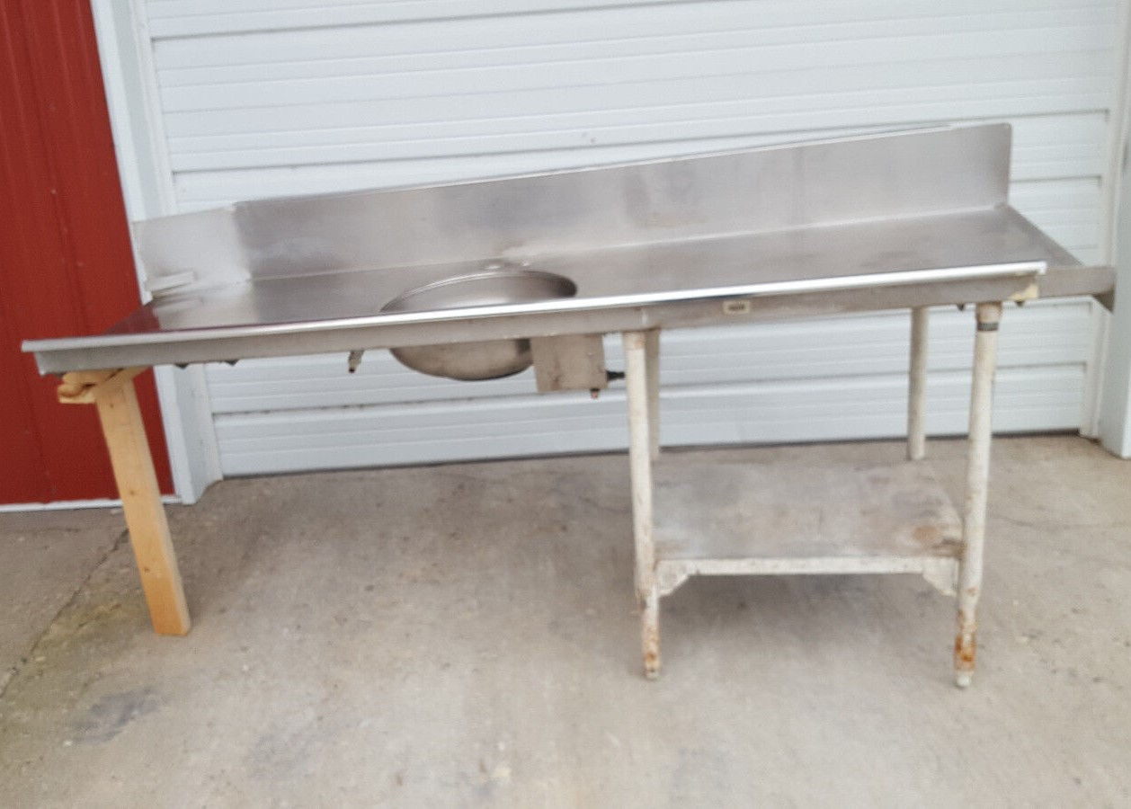 152-0633 85" Stainless Steel Right Side Clean Table w/ Bowl and 8" Backsplash