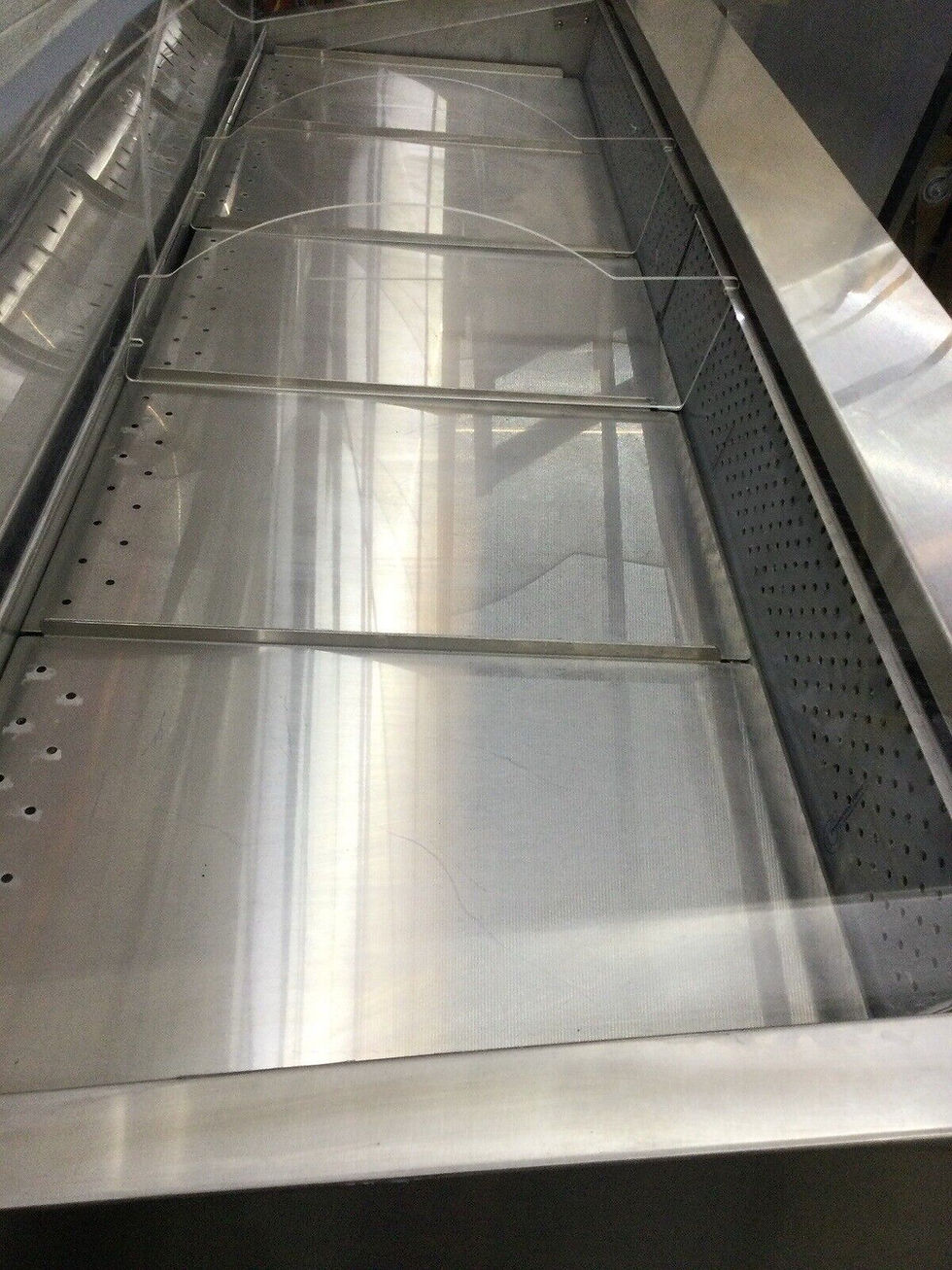 Thumbnail: 167-0268 Traulsen TD078HT1 Self Contained Seafood Service Cooler Case w/ Casters