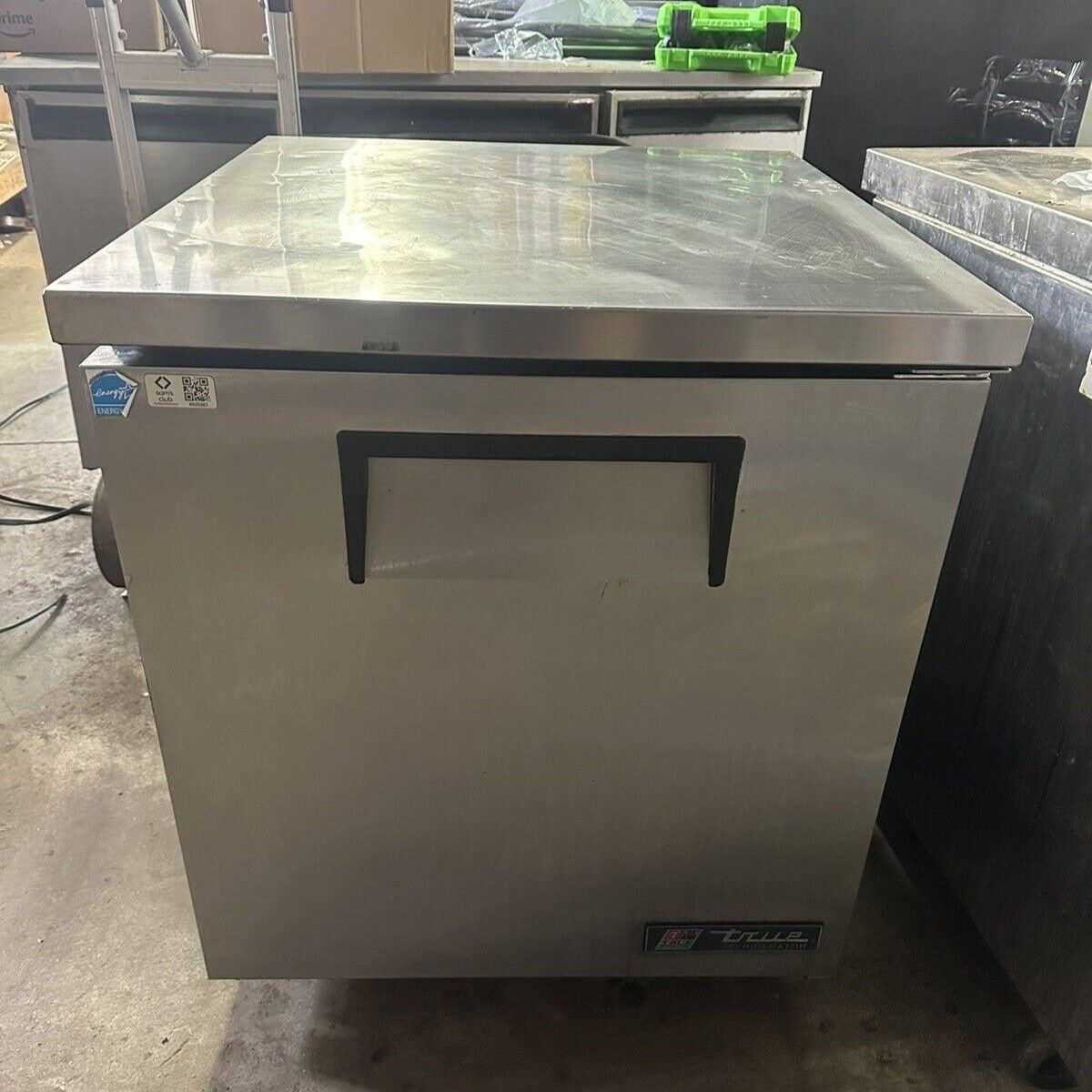 174-0207 True TUC-27 27" Self Contained Undercounter Cooler