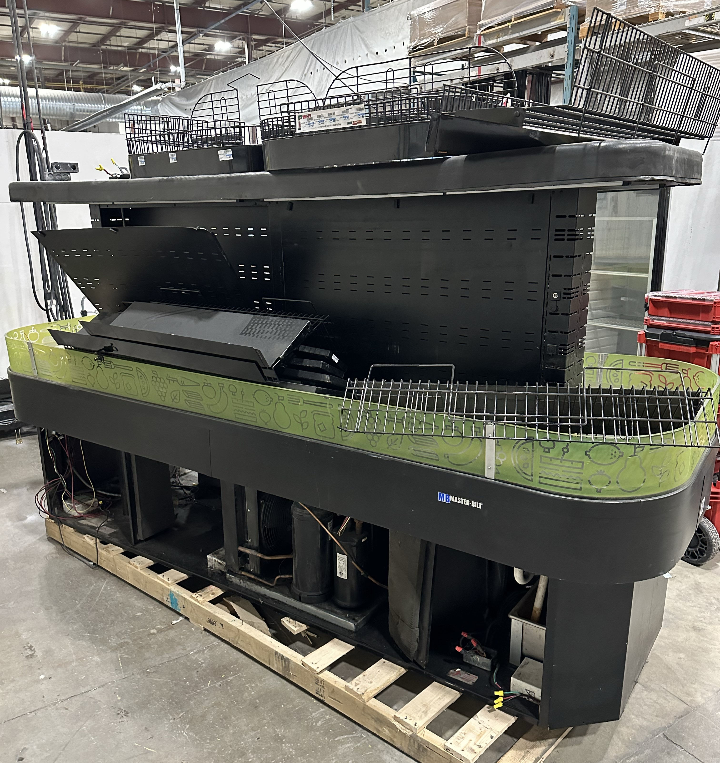 76-0029 Master-Bilt IMSS120SC3 10' Self Contained 3-Tier Deli Island Cooler Case