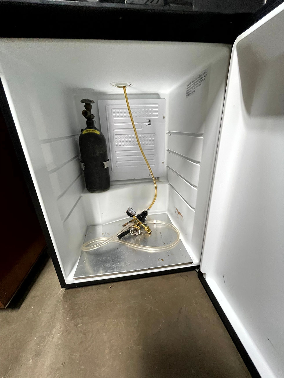 Thumbnail: 72-0426 Insignia NS-BK1TSS6 Self Conatined Beer Dispenser Cooler