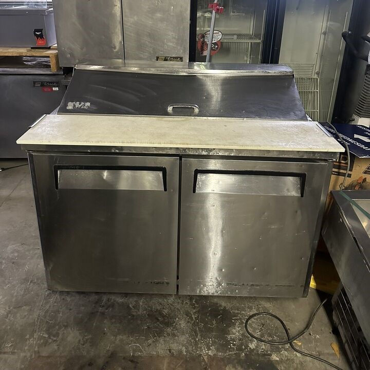 174-0226 Turbo Air MST-48 48" Self Contained Sandwich Prep Table Cooler