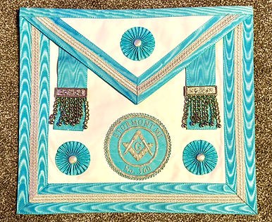 WM Apron_edited.jpg