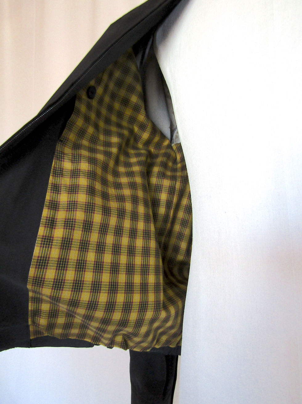 サムネイル： BARACUTA G9 Black S