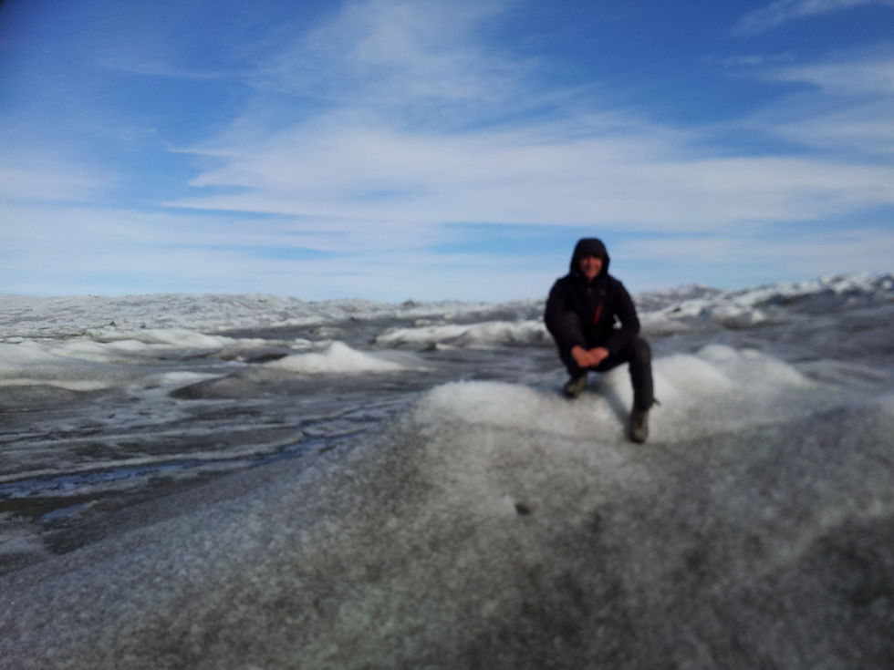 Floating on Greenland Ice sheet
