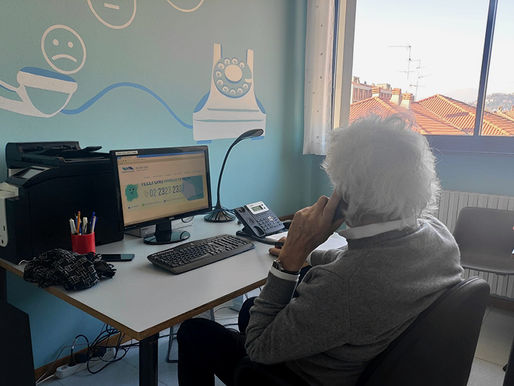 Telefono Amico Trento: «Nel 2021 più di 2.800 chiamate, servono volontari»