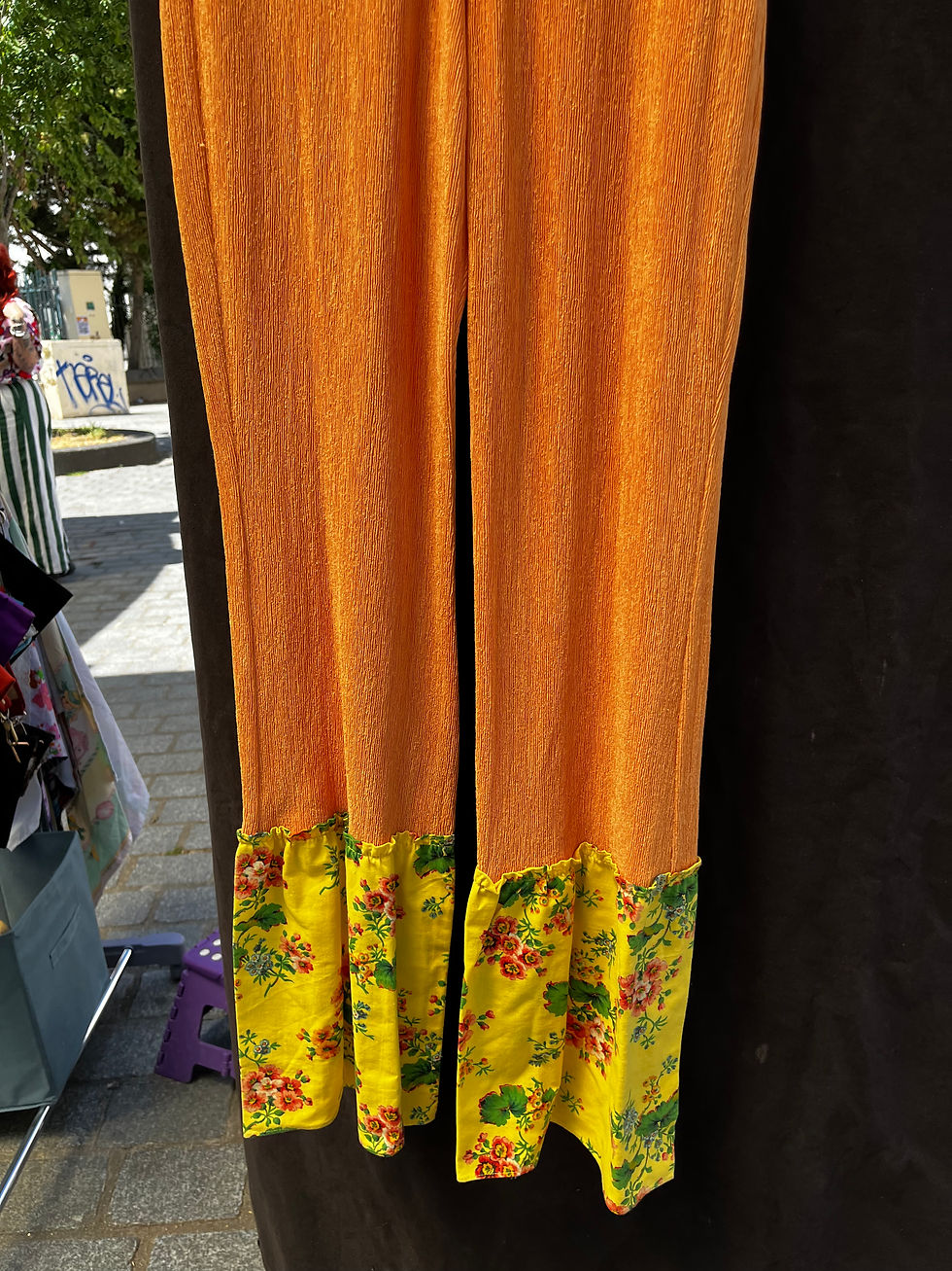 Miniature : Pantalon flamenco saumon