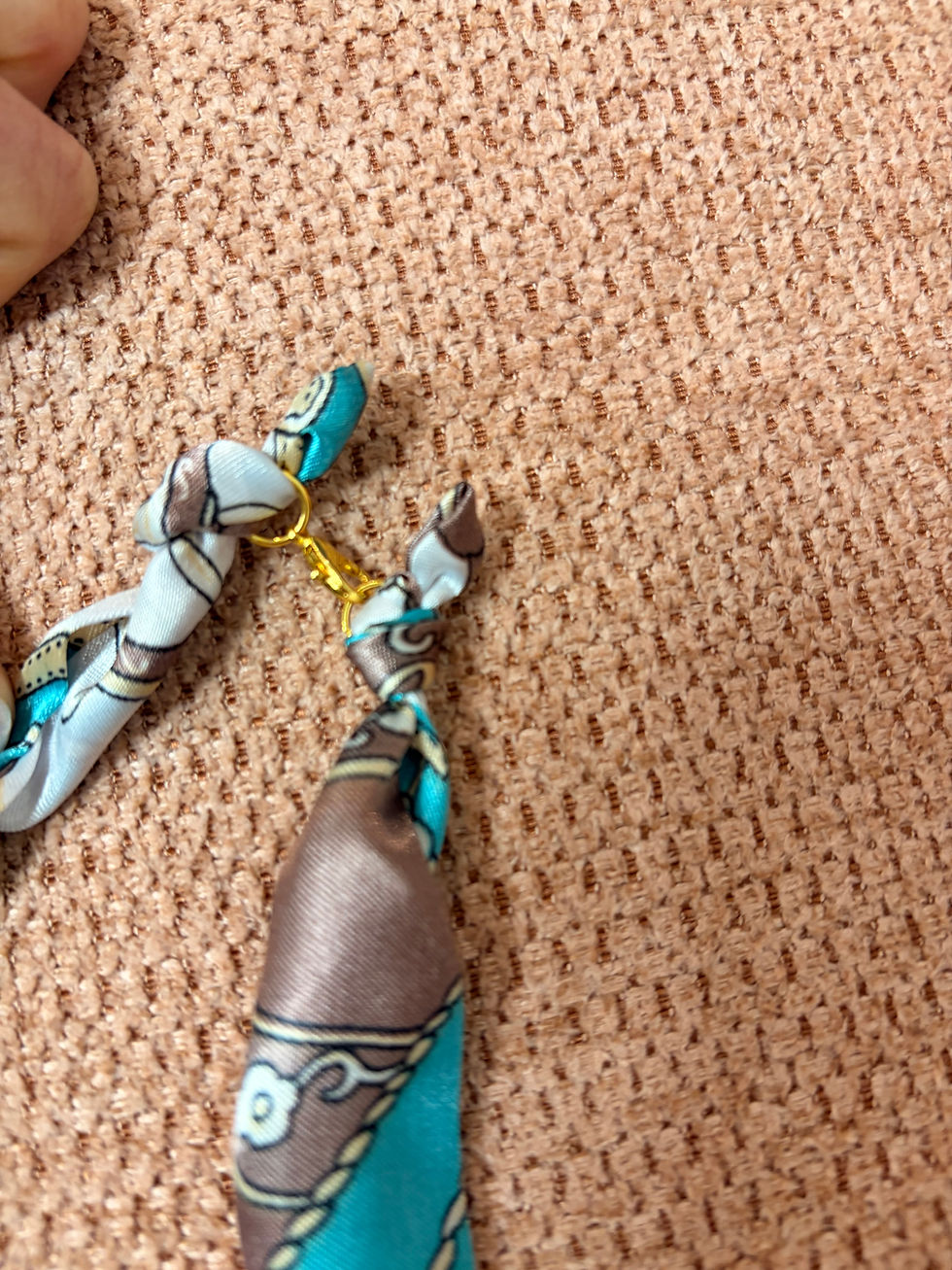 Thumbnail: Cream heart scarf necklace