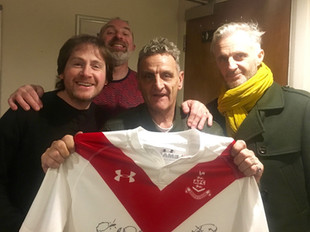 HAPPY MONDAYS