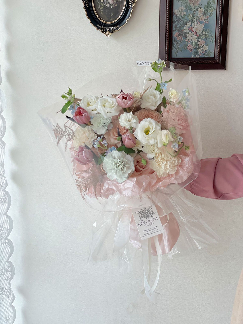 Thumbnail: Azure Whisper Fresh Bouquet