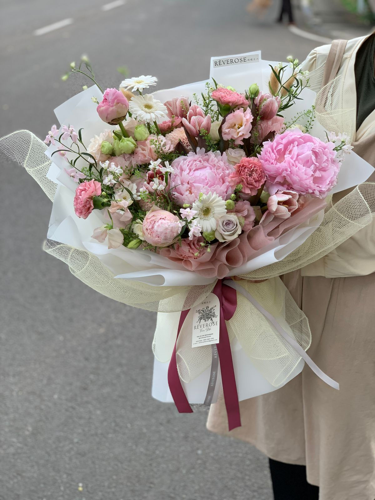 Jasmine Blush Premium Fresh Bouquet