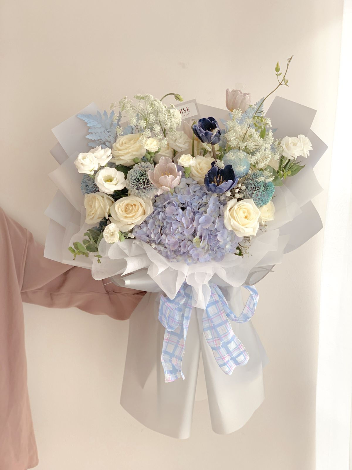 Icy Petals Fresh Bouquet