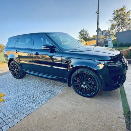 Range Rover Sport (Black) | Veloce