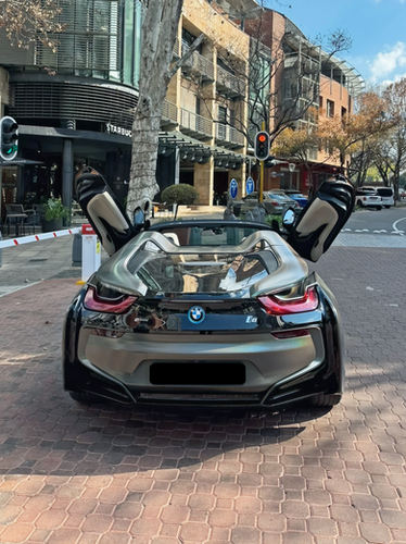 BMW i8 Roadster | Veloce