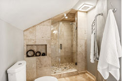 1522 S Prospect St, Tacoma, WA 98405 (23