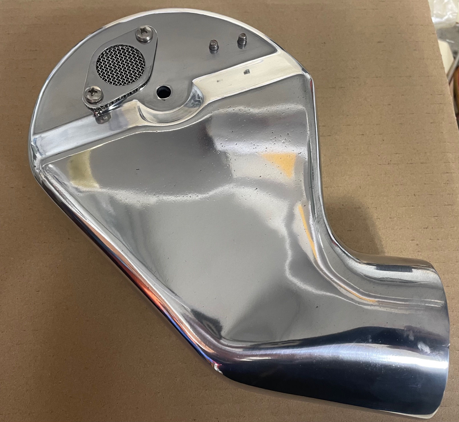 SUP011: CARB BONNET FOR LARK/HAWK (POLISHED)