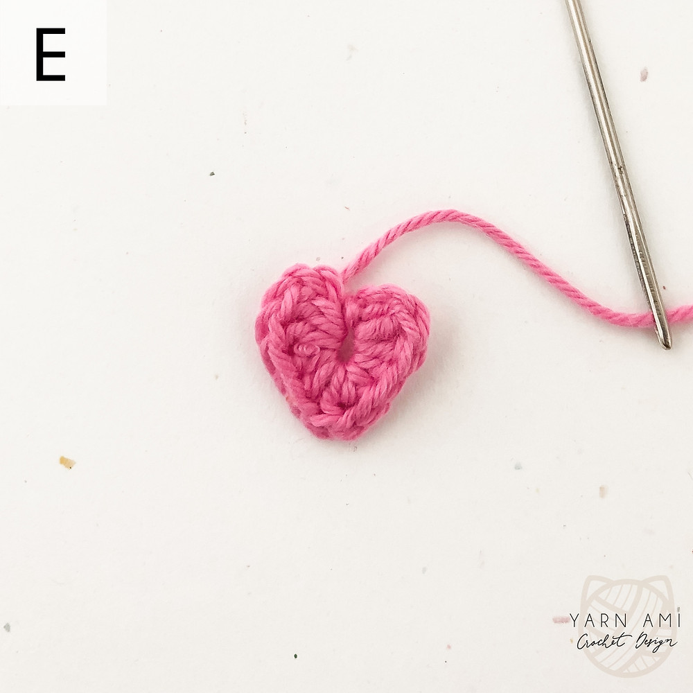 Sugarbell Cat Cupcake Heart Eye