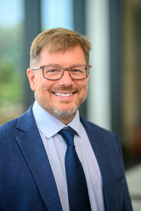 HeadShot Kerry A.jpeg