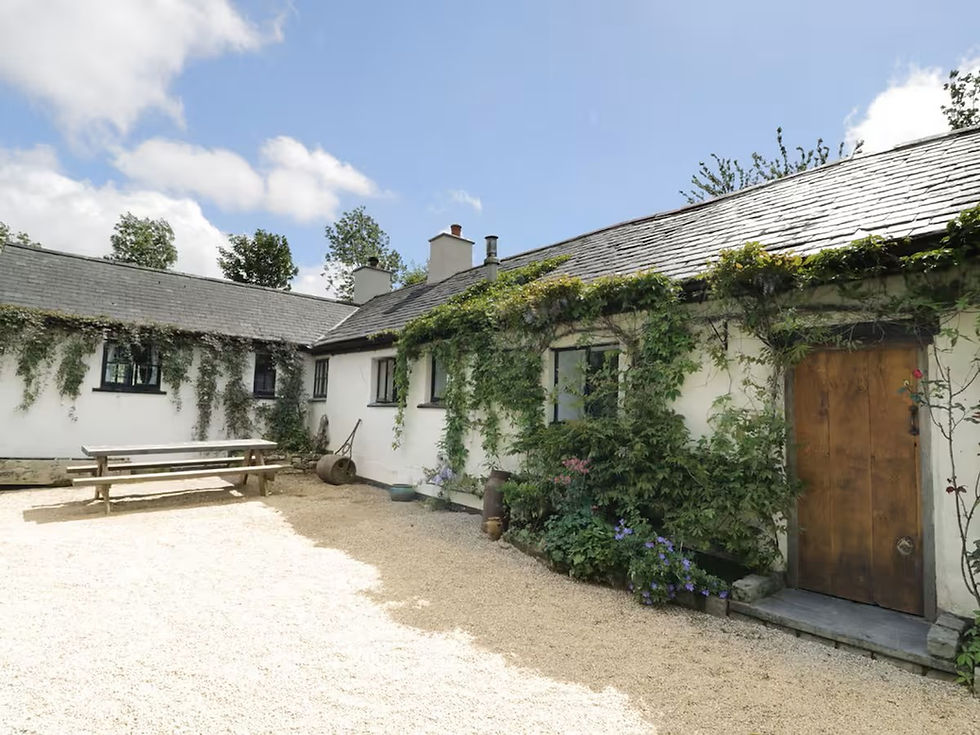 Rhydlechog Exteriro Front