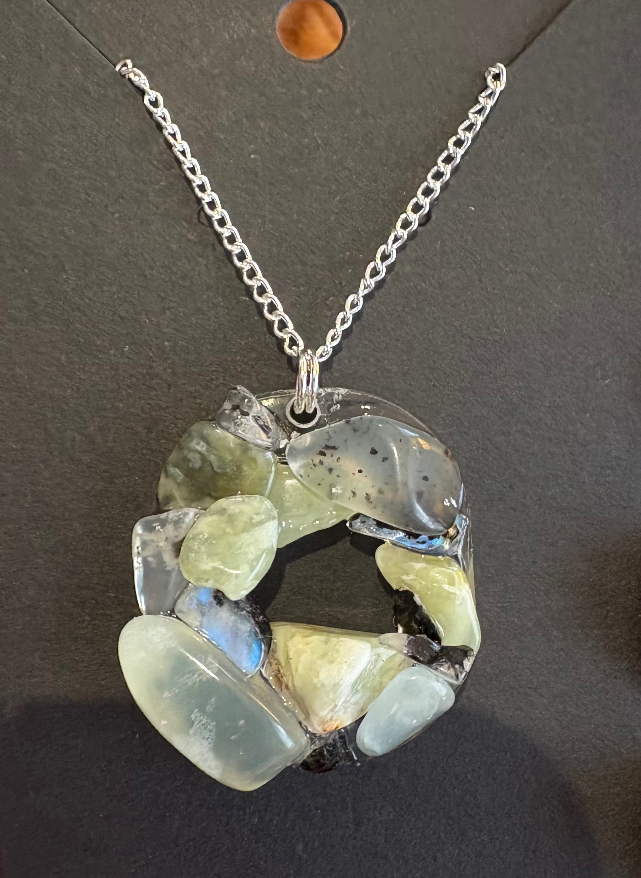 🌿 Prehnite, Clear Quartz & Moonstone Circle Pendant