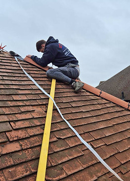 Ridge Tile Fixing dublin.jpg