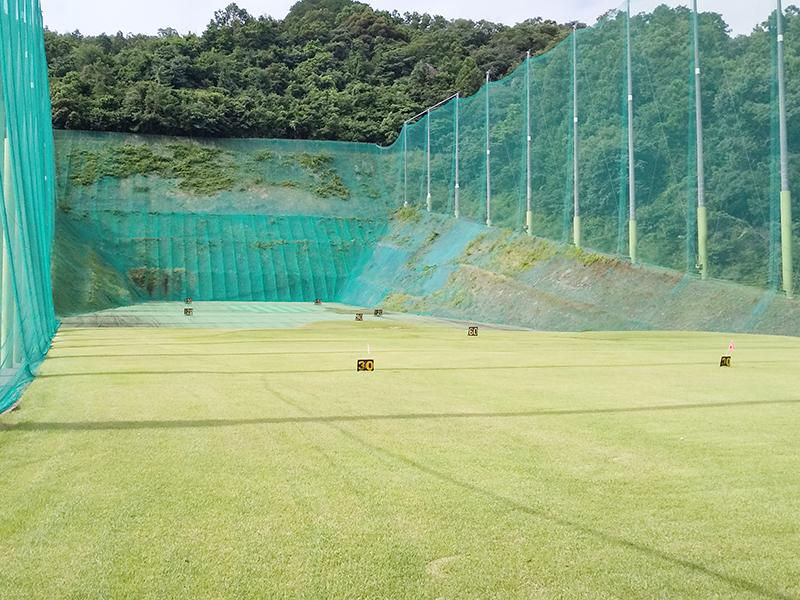 ゴルフ練習場.jpg