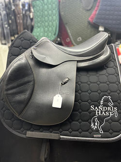 Lippo Allegria Bravo 17"-M 8500:-