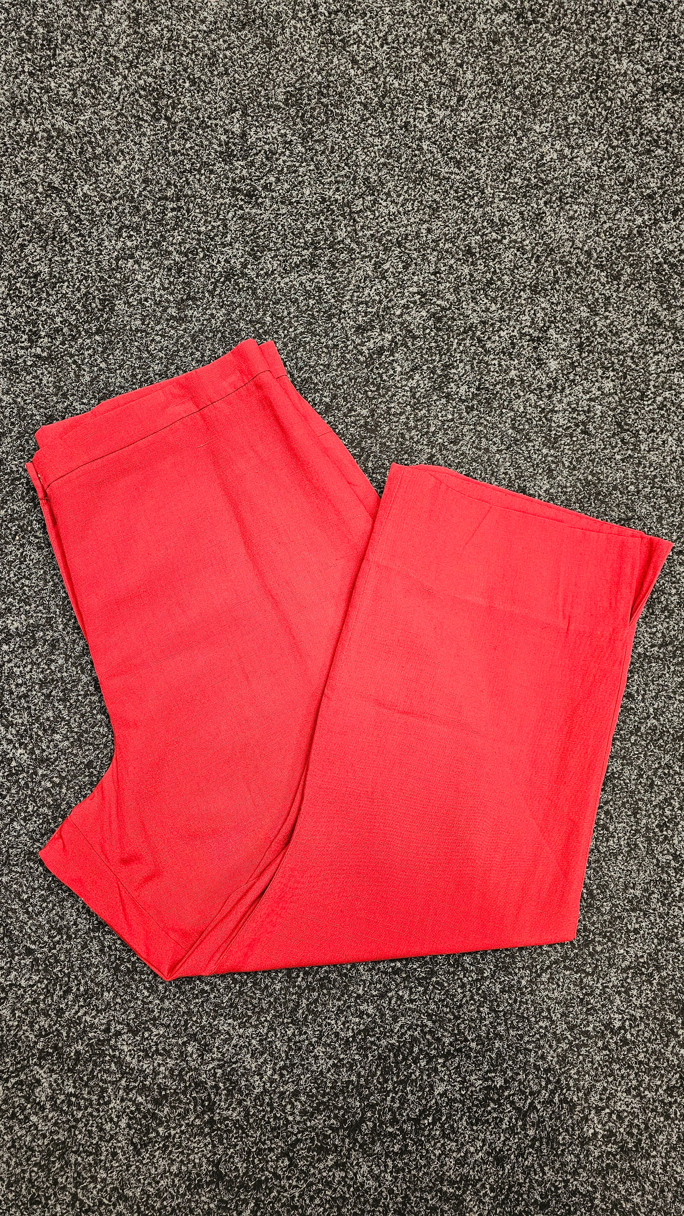 Staxs Red 3/4 Pants - 16