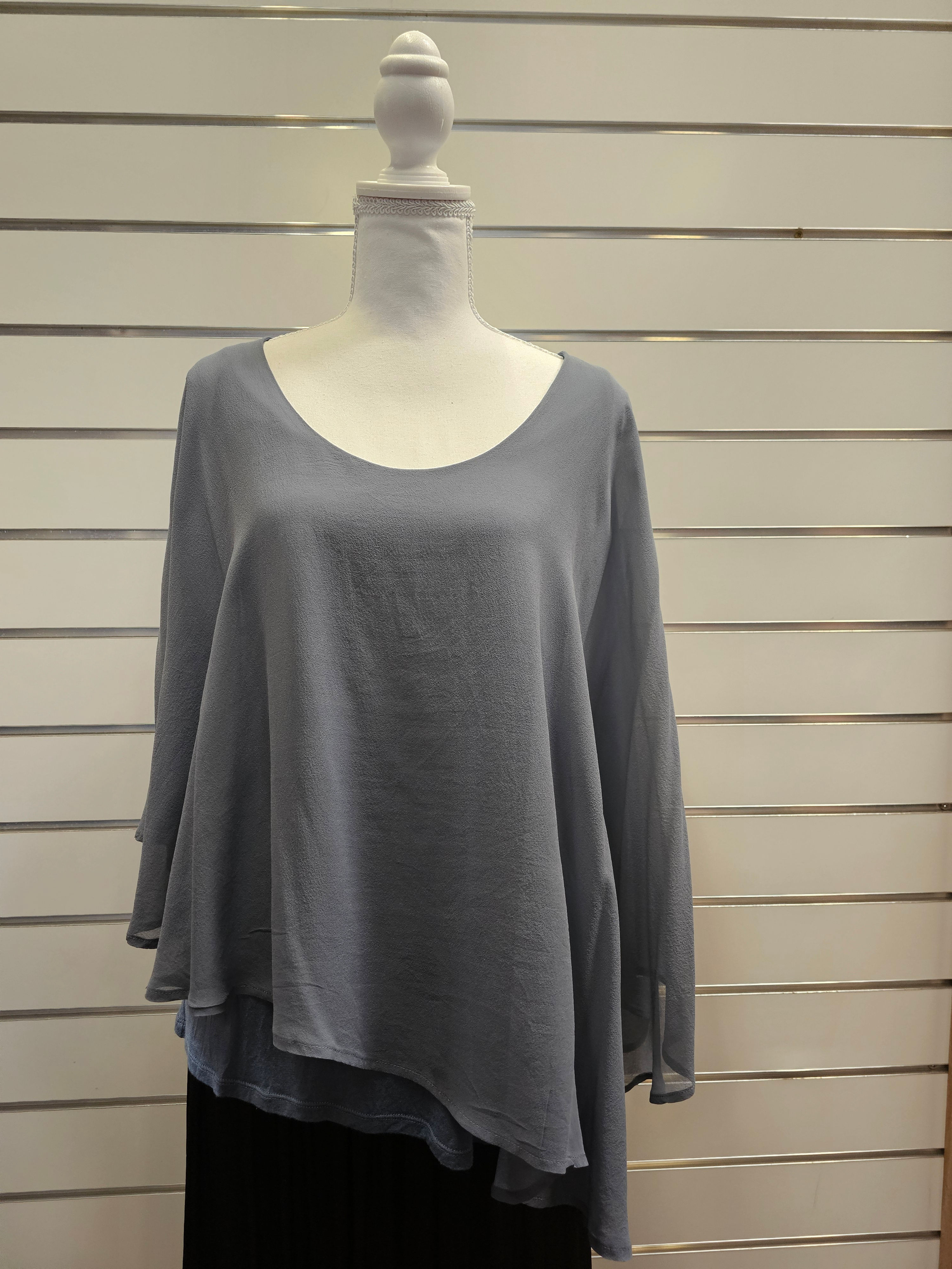 100% Silk Blouse - L