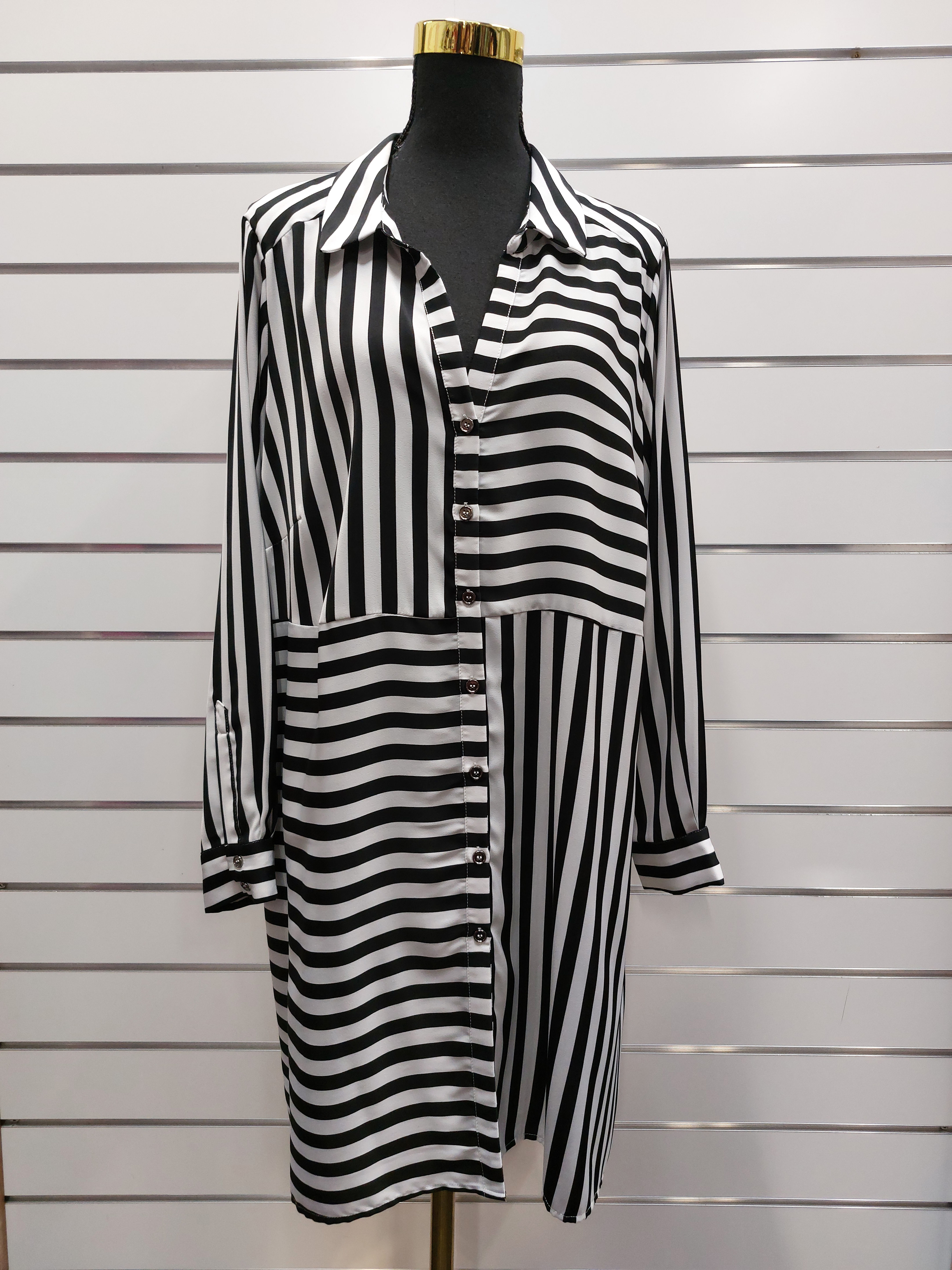 Wild Child Black & White Shirt Dress Casual Chic - 18