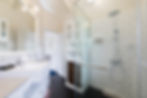 Queen Suite Bathroom