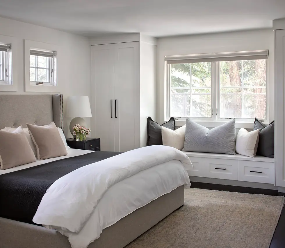 Large bedroom with sitting area