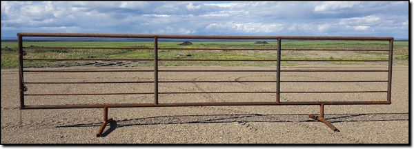 5-rod-fence-panel.jpg
